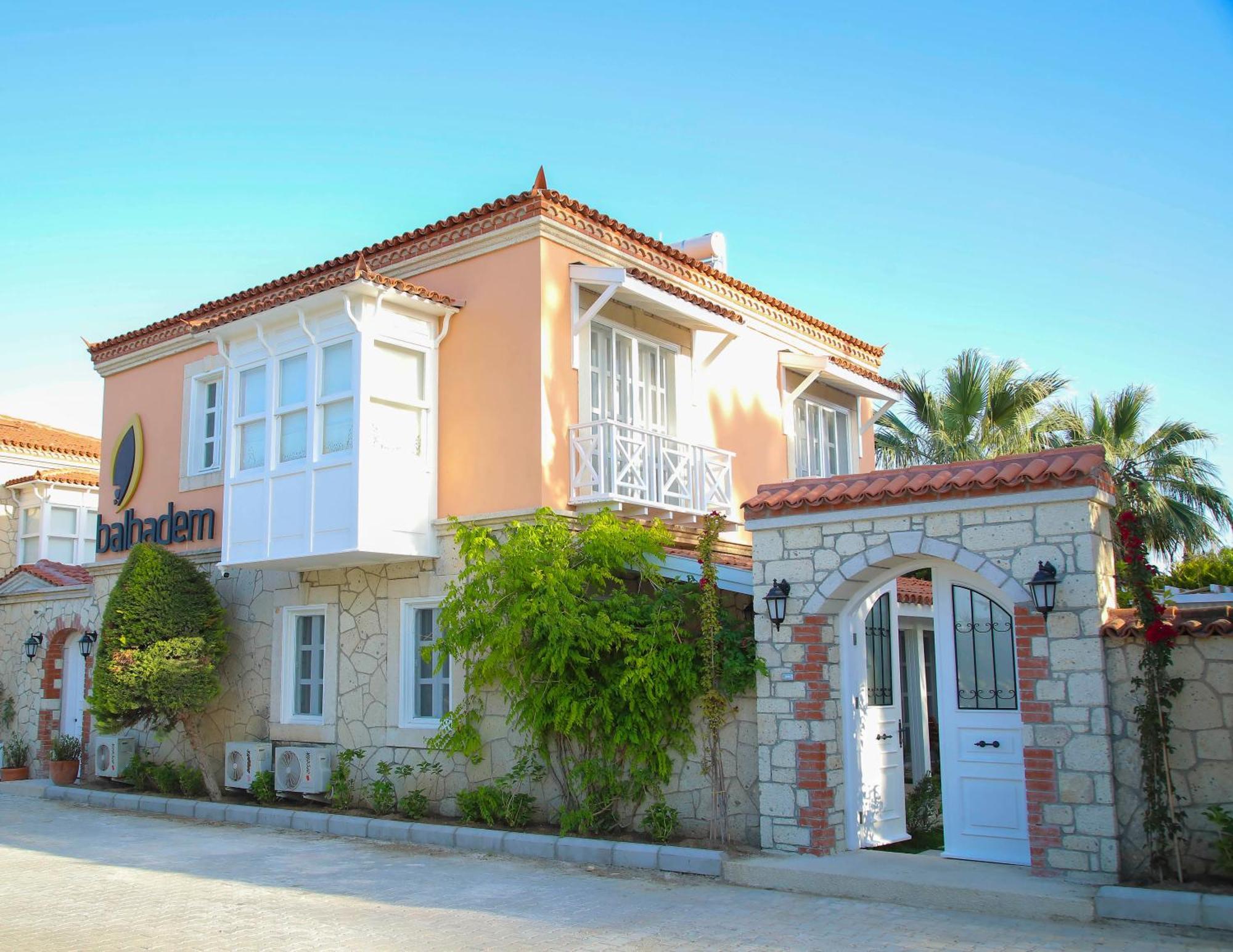 Alacati Balbadem Hotel (Adults Only) Eksteriør bilde